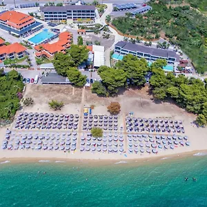 Ξενοδοχείο Lagomandra Beach Hotel ****